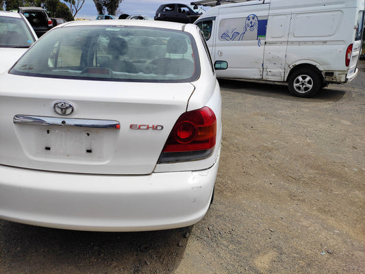 #517 TOYOTA ECHO FITS 1999 TO 2005 FOR PARTS