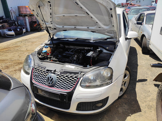 #573 VOLKSWAGEN GOLF 2007 FOR PARTS