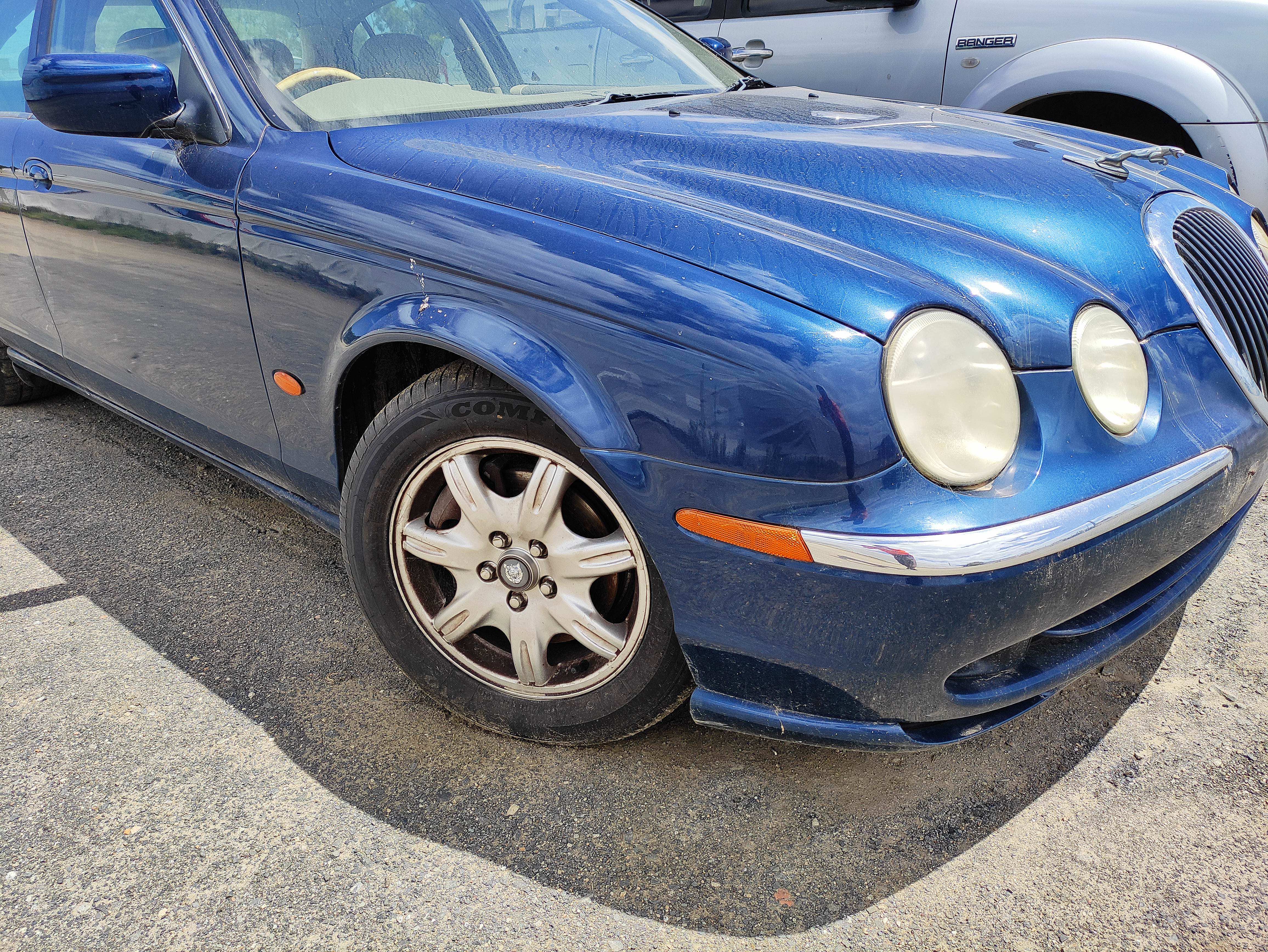 #136 JAGUAR S-TYPE 2002 FOR PARTS