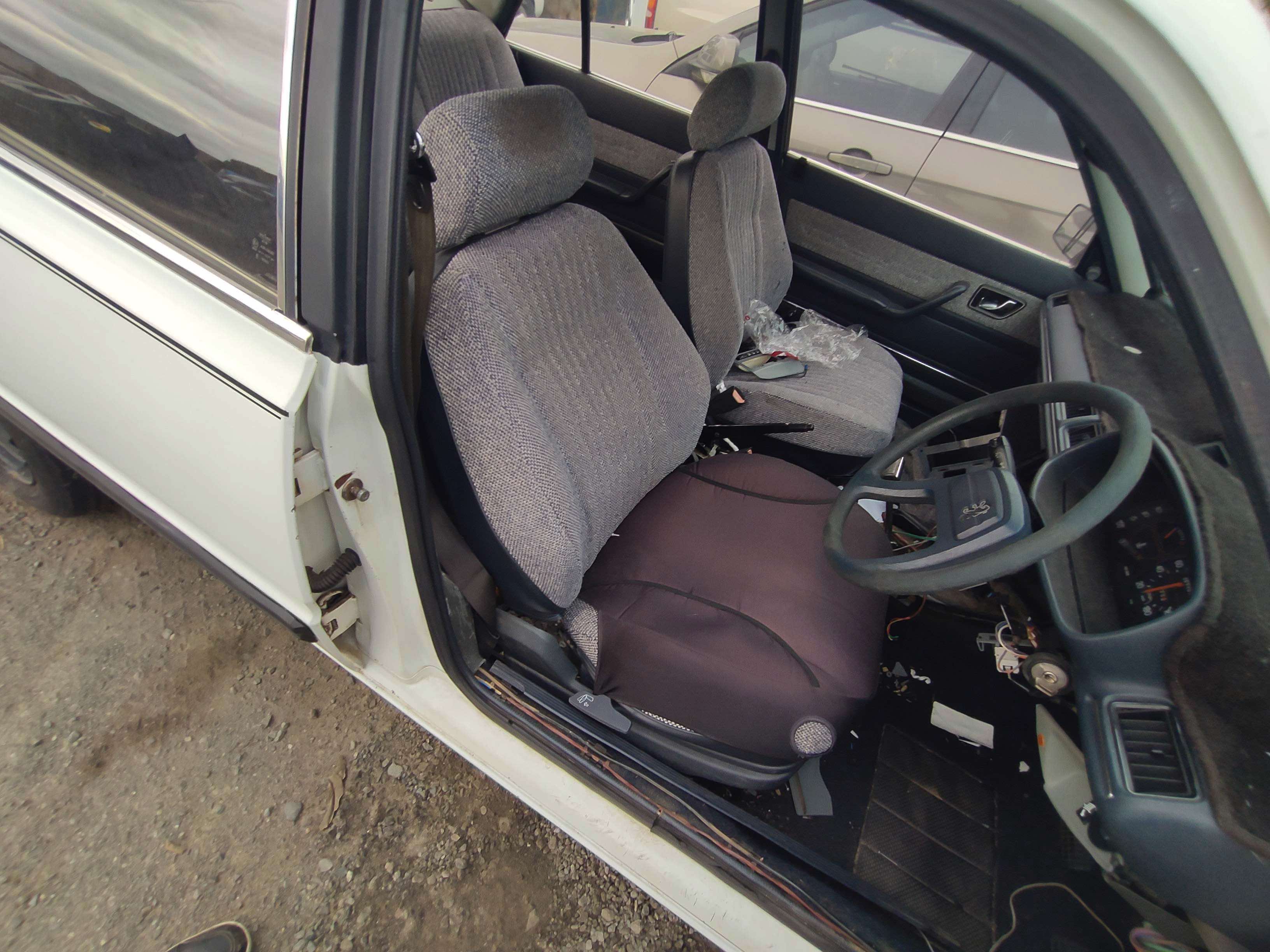 #28 PEUGEOT 505 FITS 1986 TO 1988 FOR PARTS