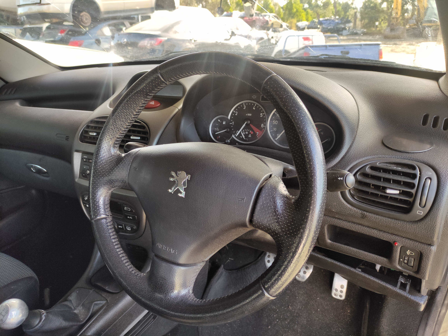 #36 PEUGEOT 206 FITS 2003 TO 2007 FOR PARTS