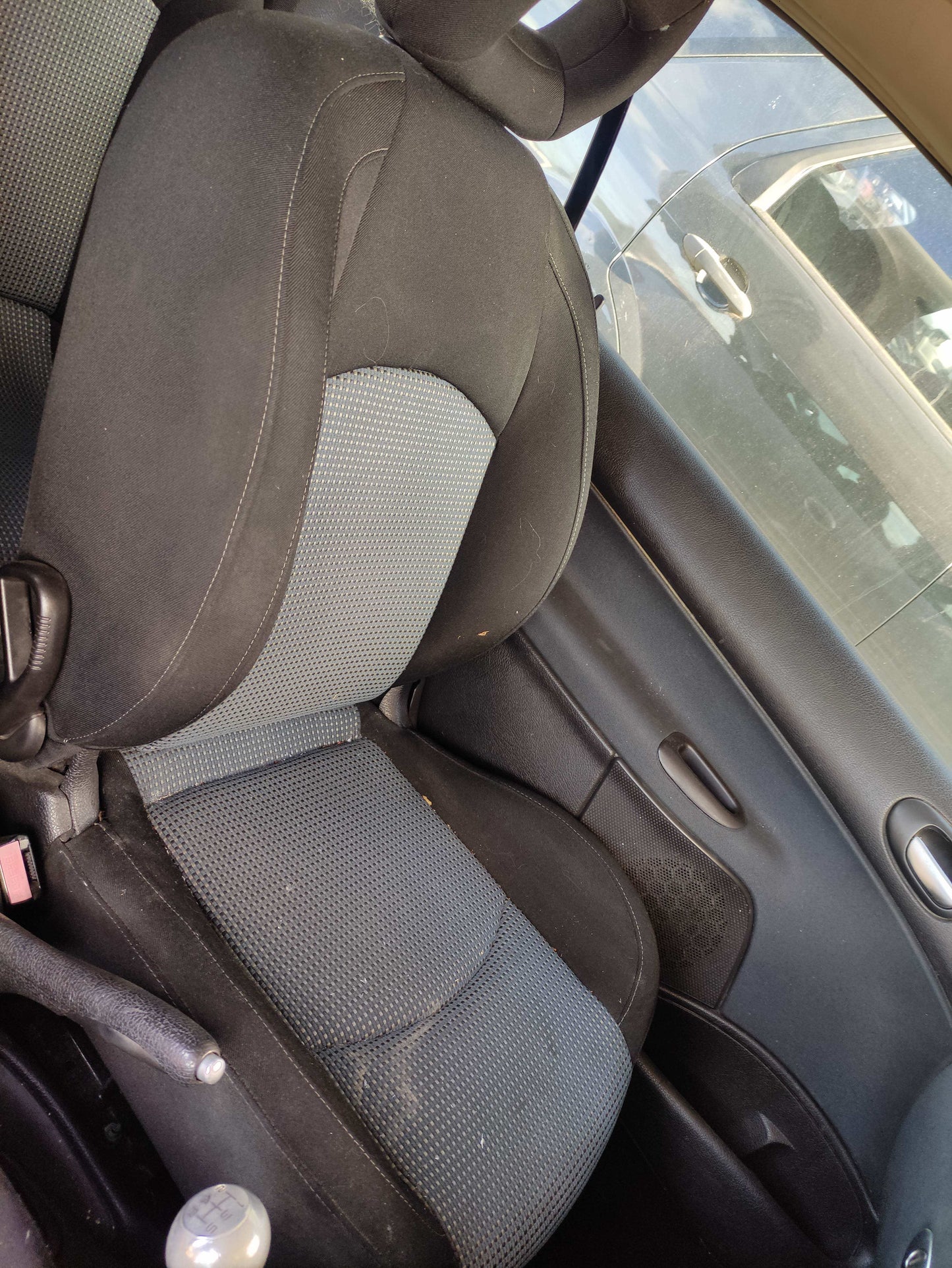 #36 PEUGEOT 206 FITS 2003 TO 2007 FOR PARTS