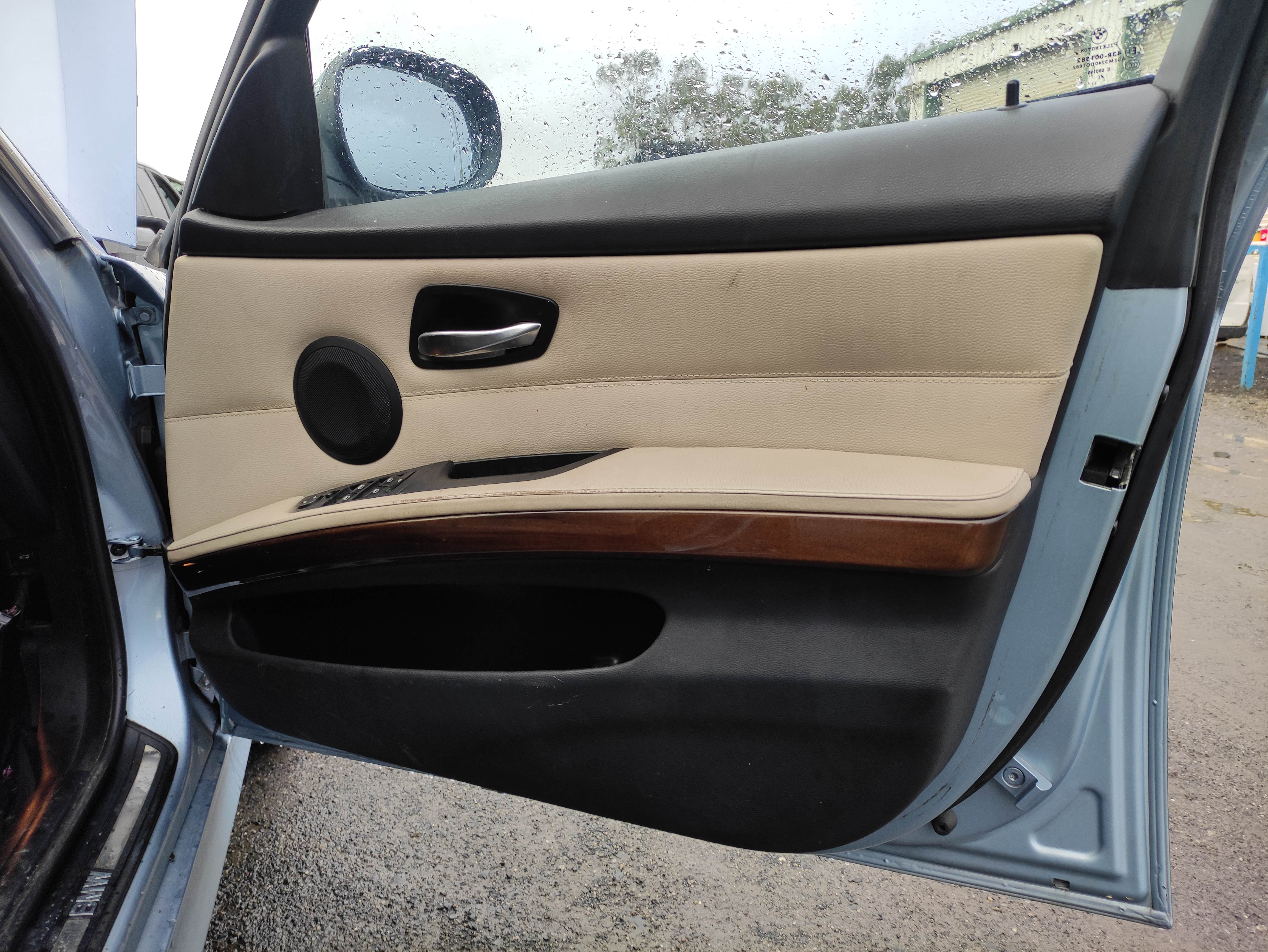 #183 BMW E90 2008 FOR PARTS