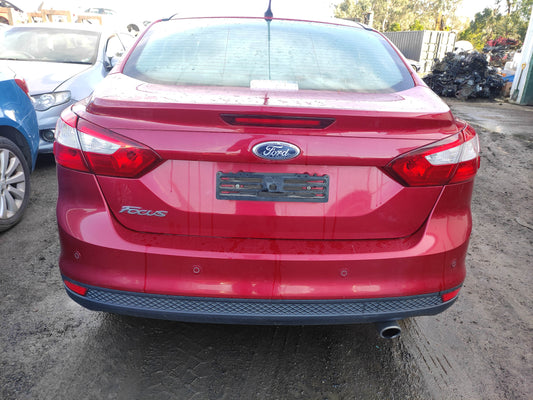 #702 FORD FOCUS  2011 FOR PARTS