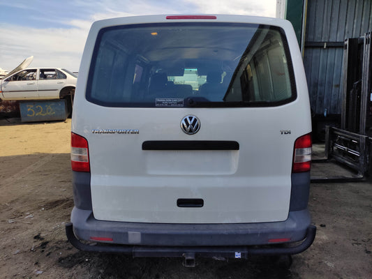 #667 VOLKSWAGEN KOMBI,TRANSPORTER (2010) FOR  PARTS