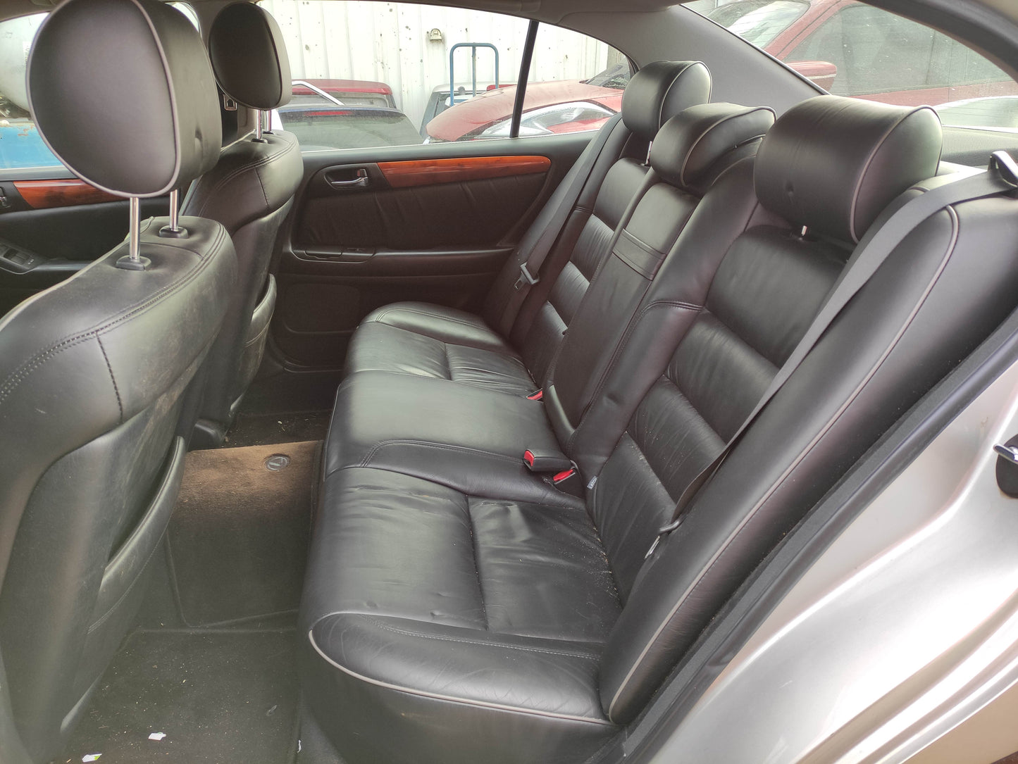 #761  LEXUS 2004 FOR PARTS