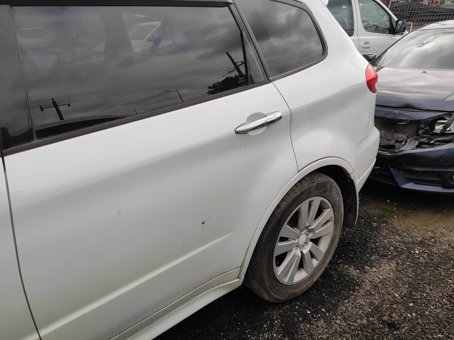 #723 SUBARU TRIBECA 2011 FOR PARTS