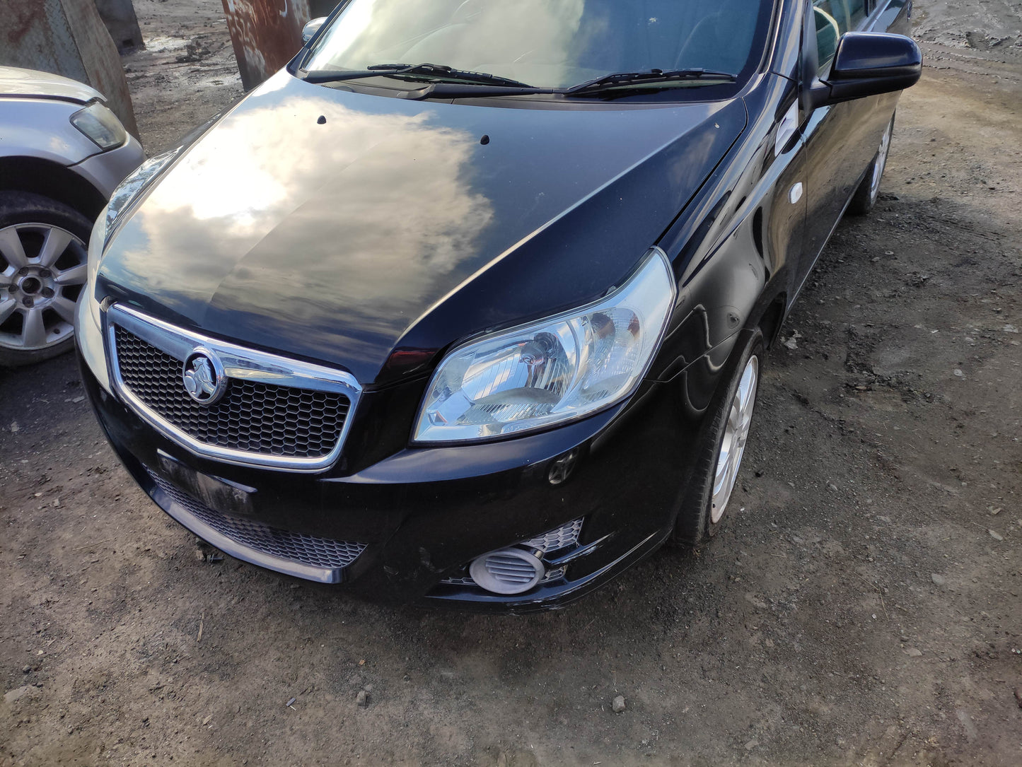 #720 HOLDEN BARINA 2011 FOR PARTS