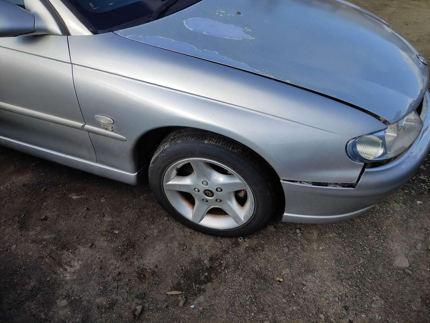 #719 HOLDEN COMMODORE 2002 FOR PARTS