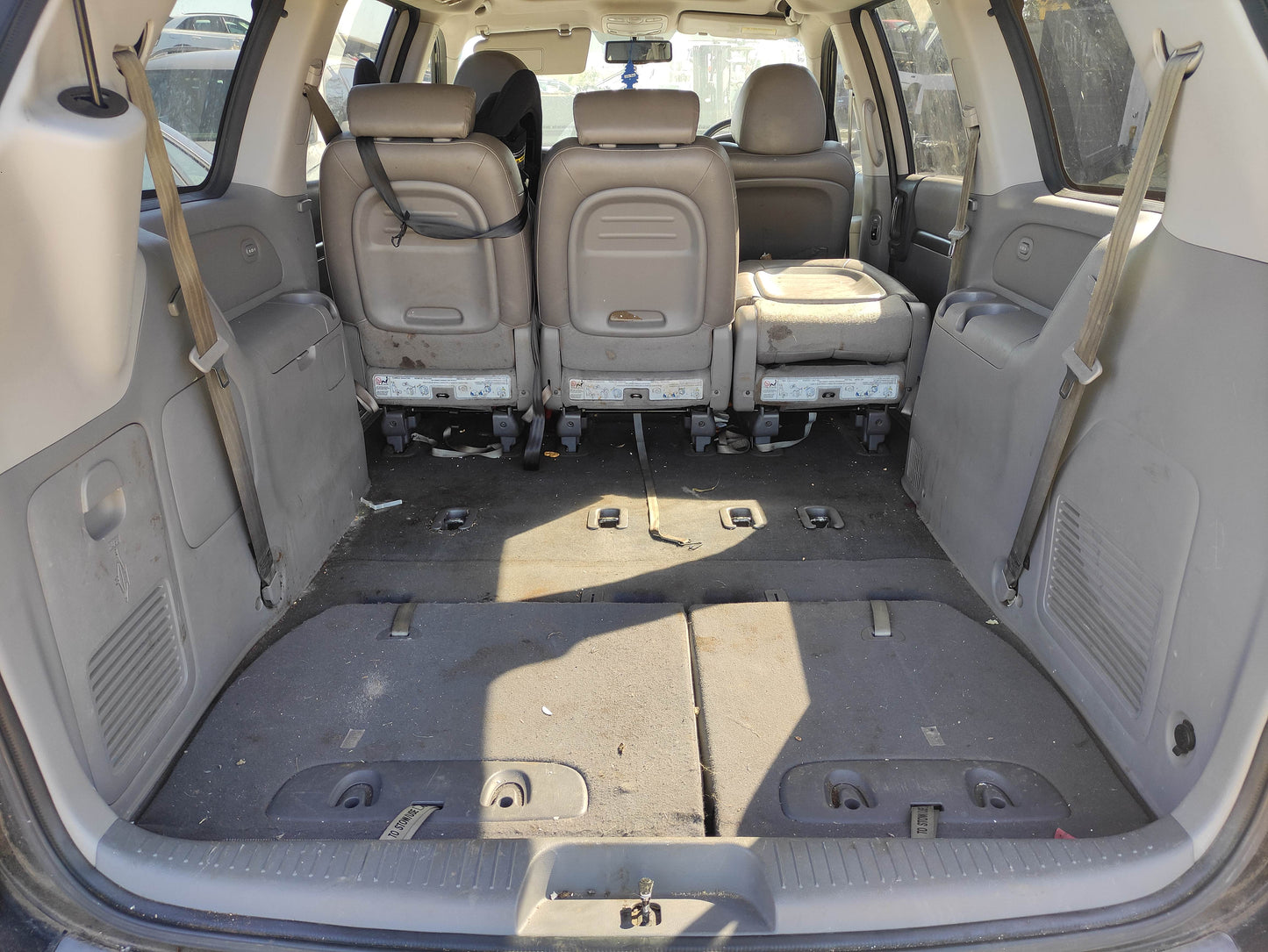 #751  KIA GRAND CARNIVAL FOR PARTS