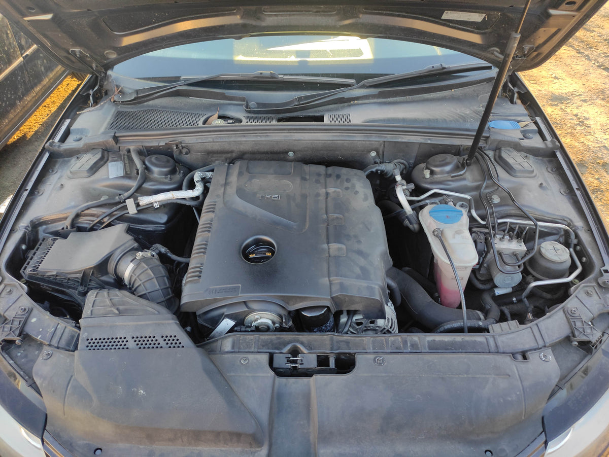 #743 AUDI A4 2008 FOR PARTS