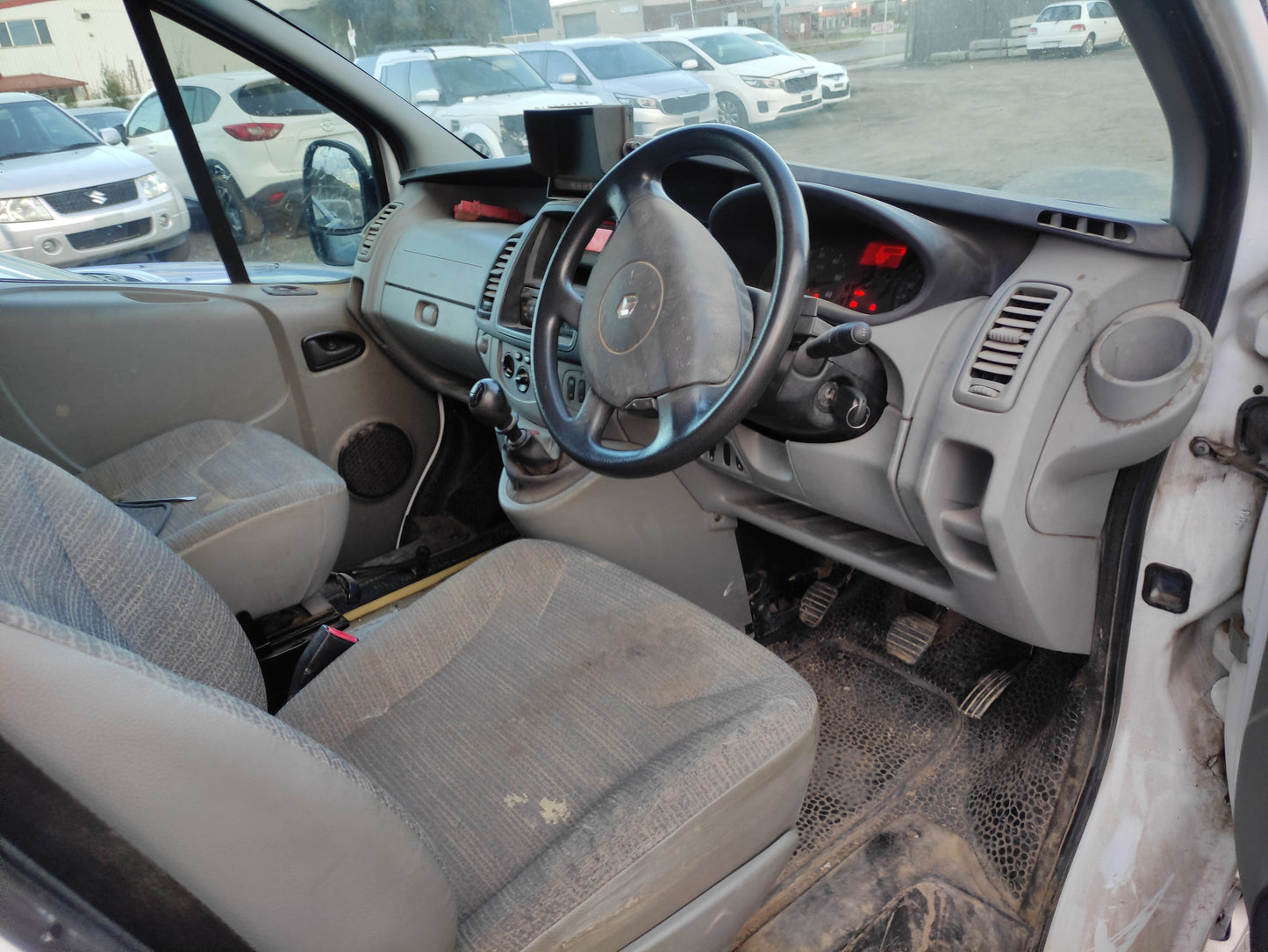 #741 RENAULT TRAFIC FOR QUALITY PARTS