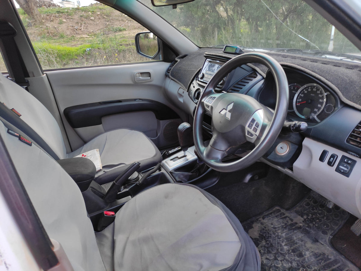 #740 MITSUBISHI TRITON 2015 FOR PARTS