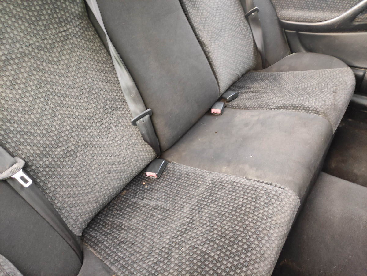 #742 HOLDEN COMMODORE 2006 FOR PARTS
