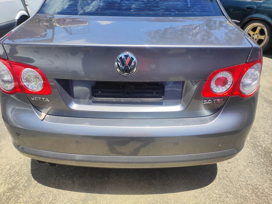 #520 VOLKSWAGEN JETTA FITS 2005 TO 2010 FOR PARTS