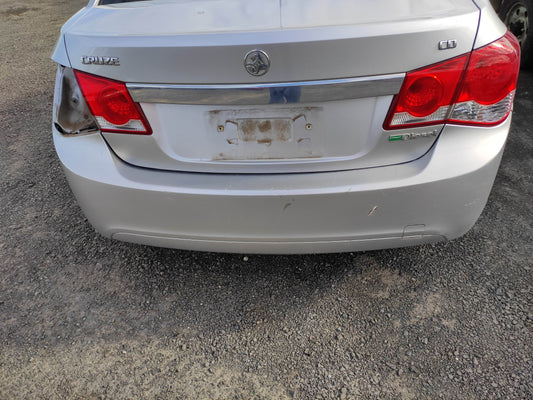 #468 HOLDEN CRUZE JG 2010 FOR PARTS