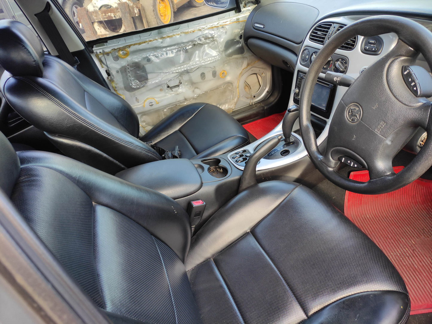#719 HOLDEN COMMODORE 2002 FOR PARTS