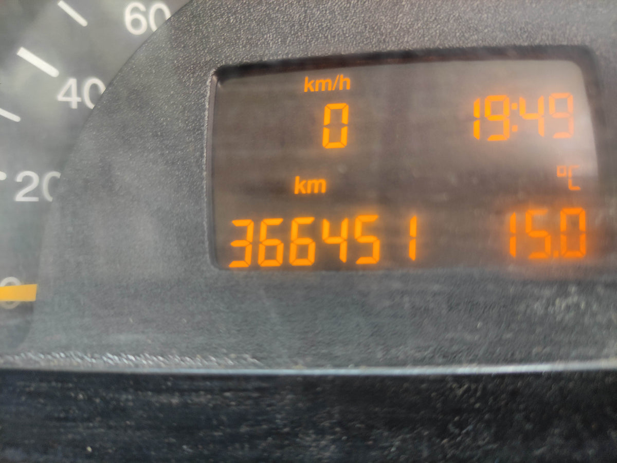 #753  MERCEDES BENZ VITO 2005 FOR PARTS