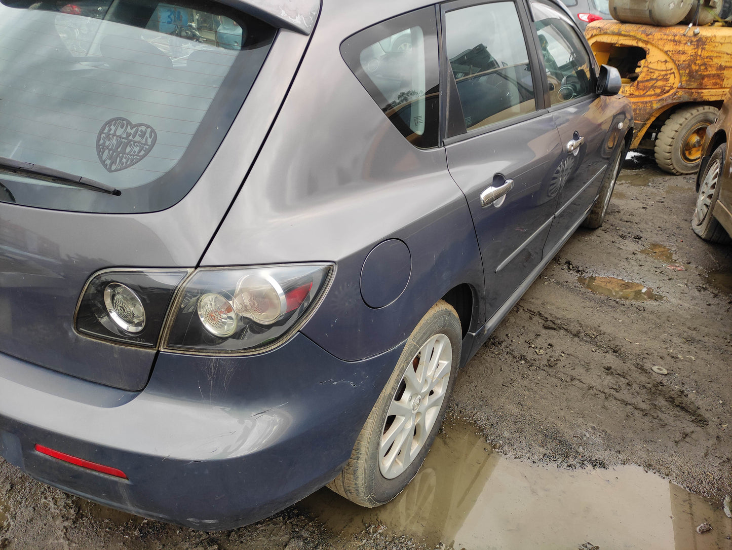 #727 MAZDA3 2008 FOR PARTS