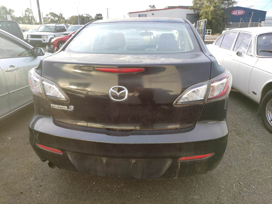 #700 Mazda 3 2012 FOR PARTS