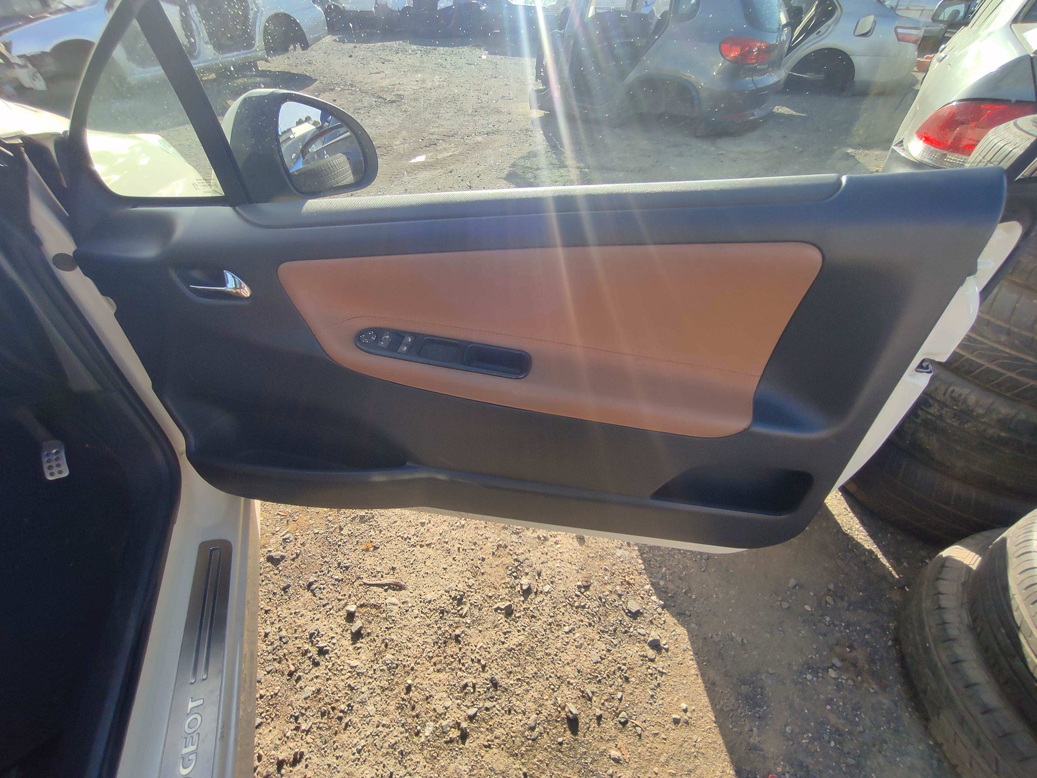#112 PEUGEOT 207 2007 FOR PARTS
