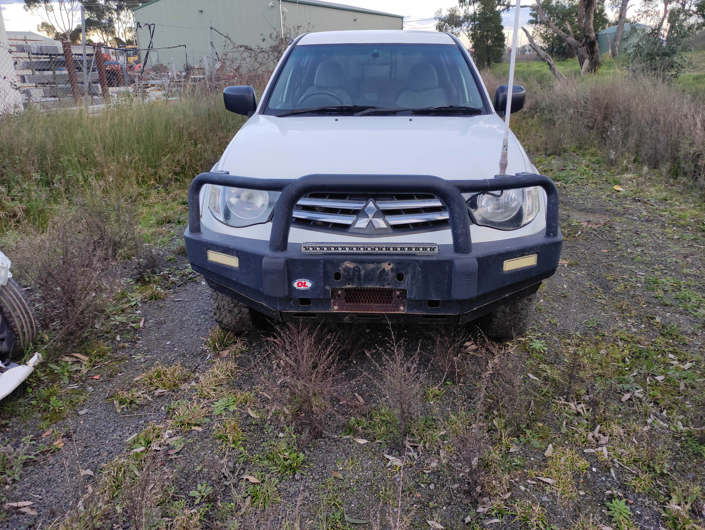 #740 MITSUBISHI TRITON 2015 FOR PARTS
