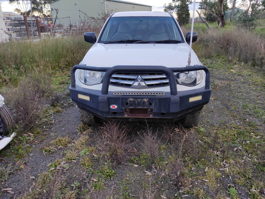 #740 MITSUBISHI TRITON 2015 FOR PARTS