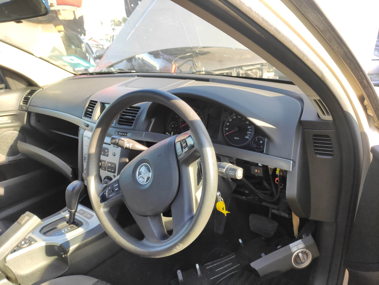 #659 HOLDEN COMMODORE VE (2008) FOR PARTS