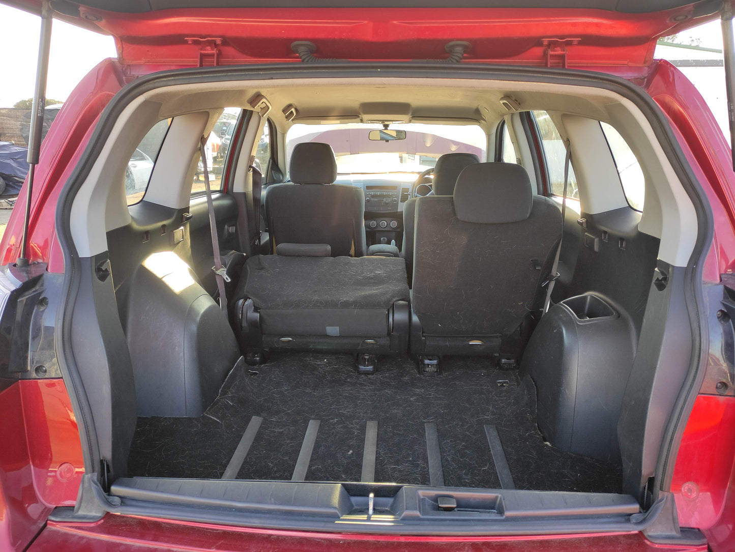 #744  MITSUBISHI OUTLANDER 2001 FOR QUALITY PARTS
