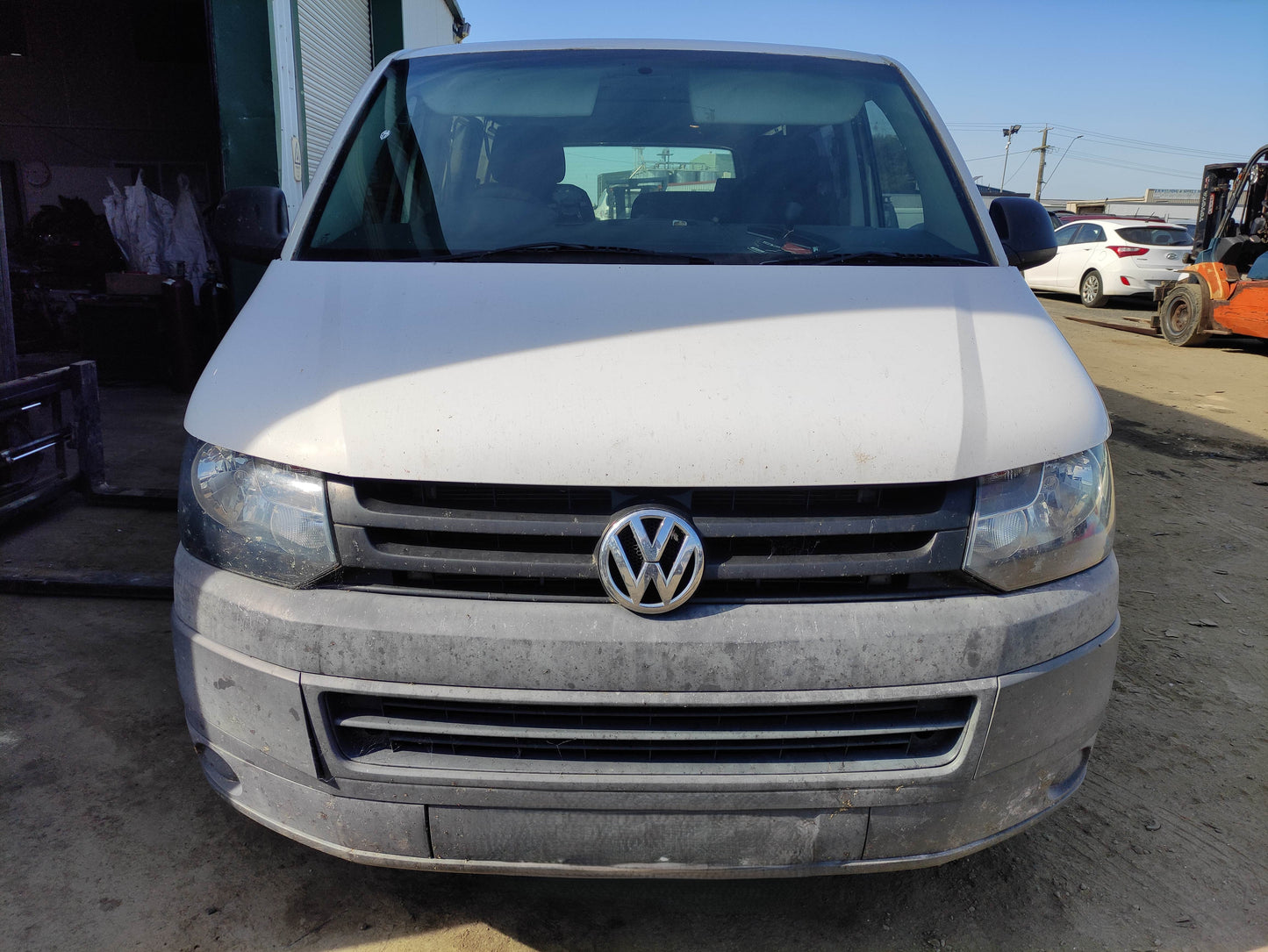 #667 VOLKSWAGEN KOMBI,TRANSPORTER (2010) FOR  PARTS