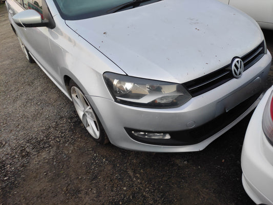#713 VOLKSWAGEN POLO 2012 FOR PARTS