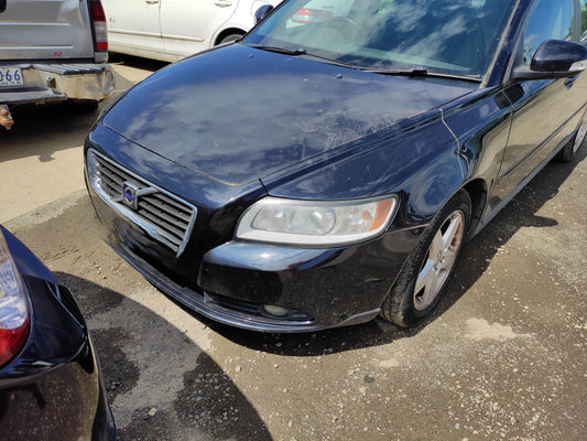 #495 VOLVO S40 2010 FOR PARTS