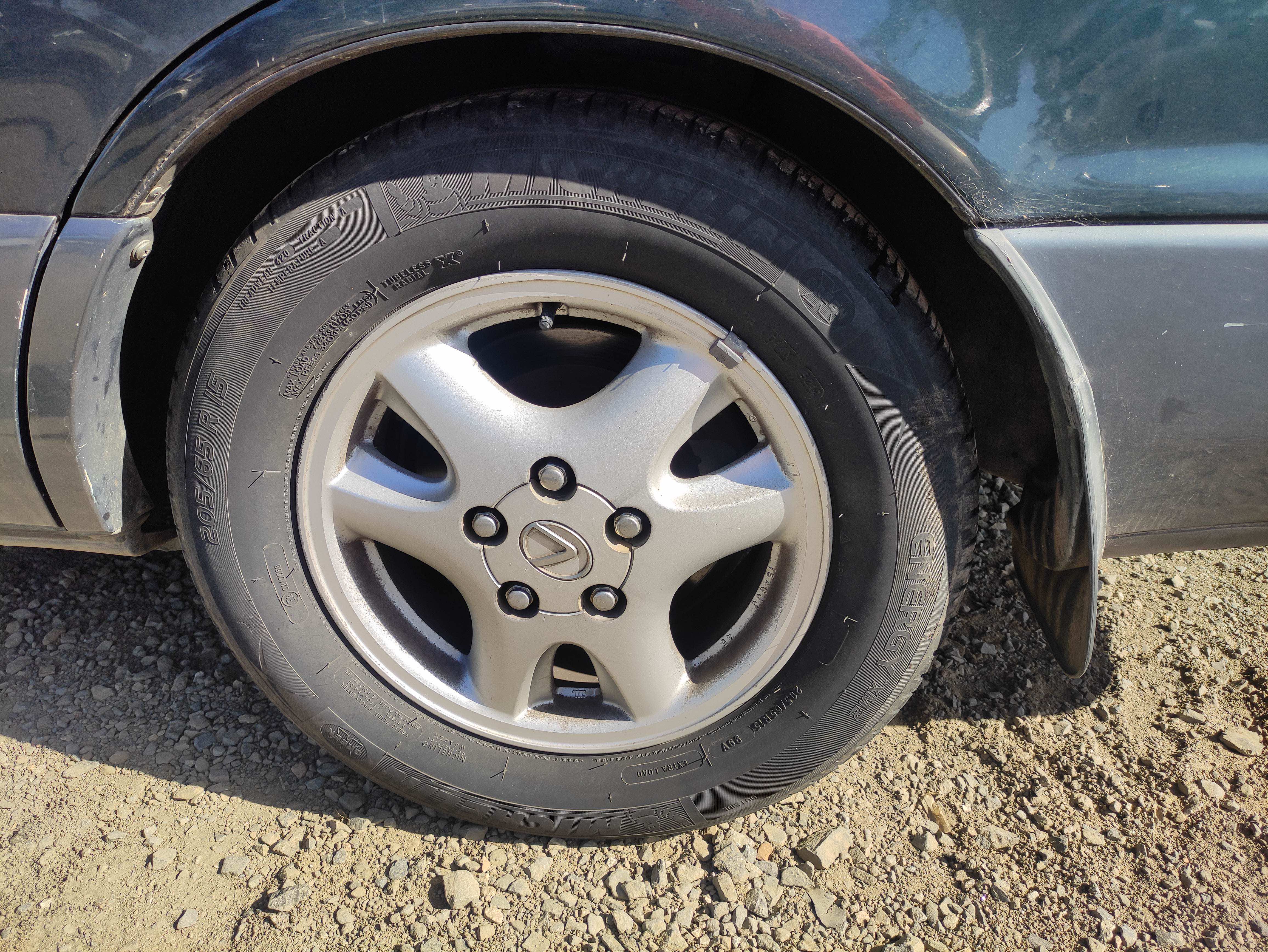 #138 LEXUS ES 1993 FOR PARTS