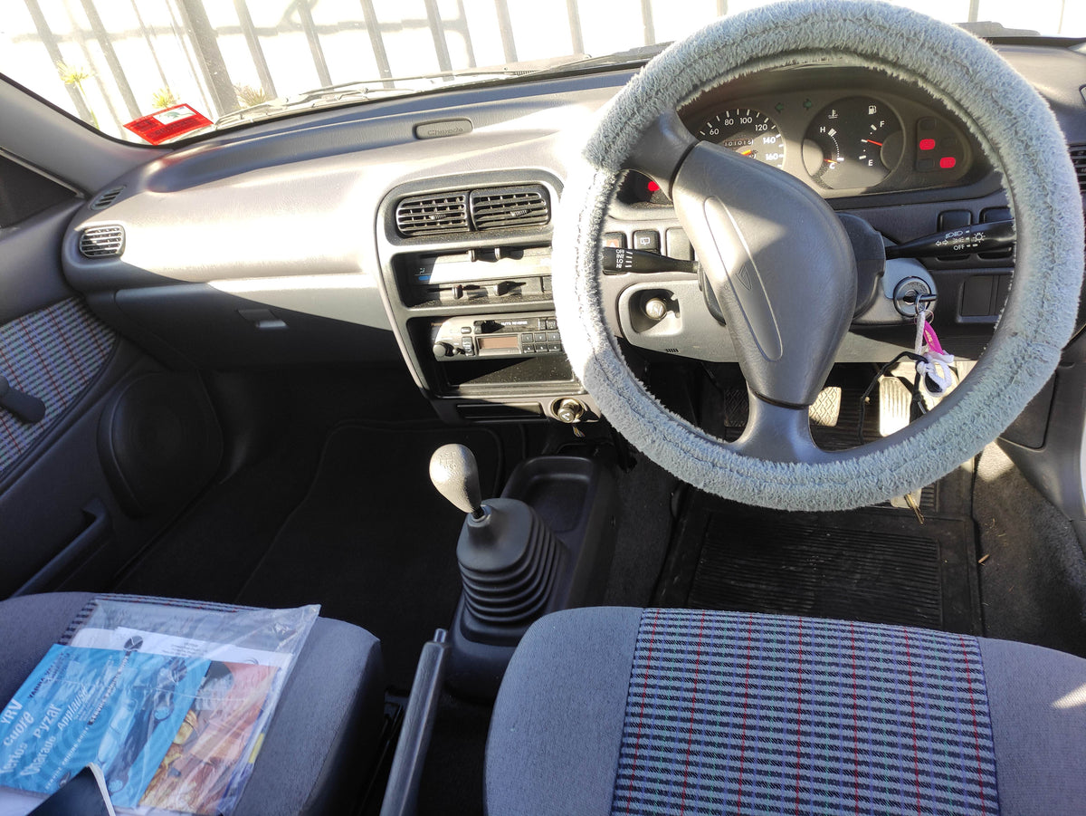 #756  DAIHATSU CHARADE 1993 FOR PARTS
