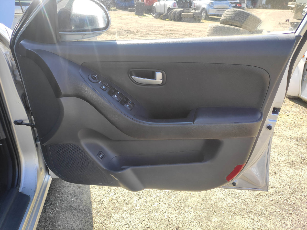 #752 HYUNDAI ELANTRA 2008 FOR PARTS