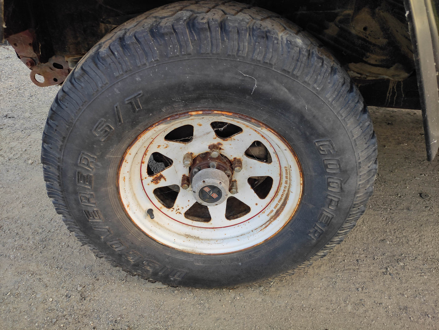 #650 Mitsubishi Pajaro 1985 for Parts.