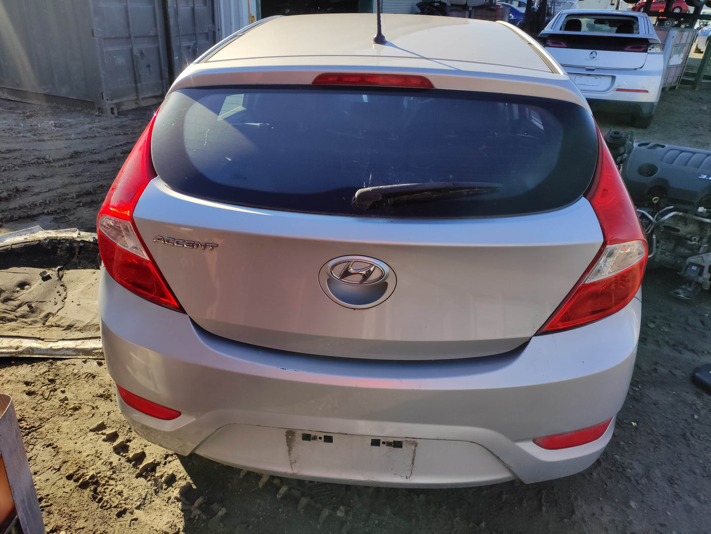 #729  HYUNDAI ACCENT 2016 FOR PARTS