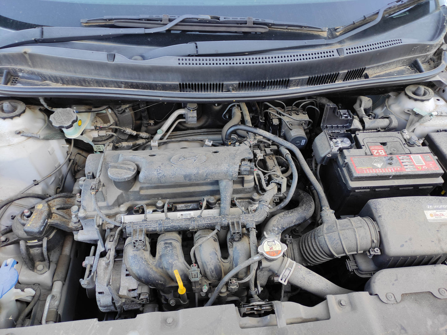 #729  HYUNDAI ACCENT 2016 FOR PARTS